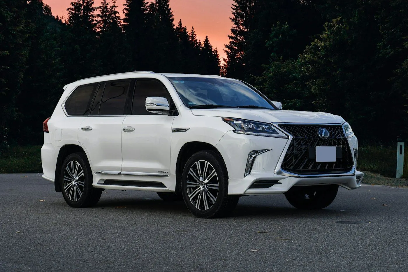 Lexus LX